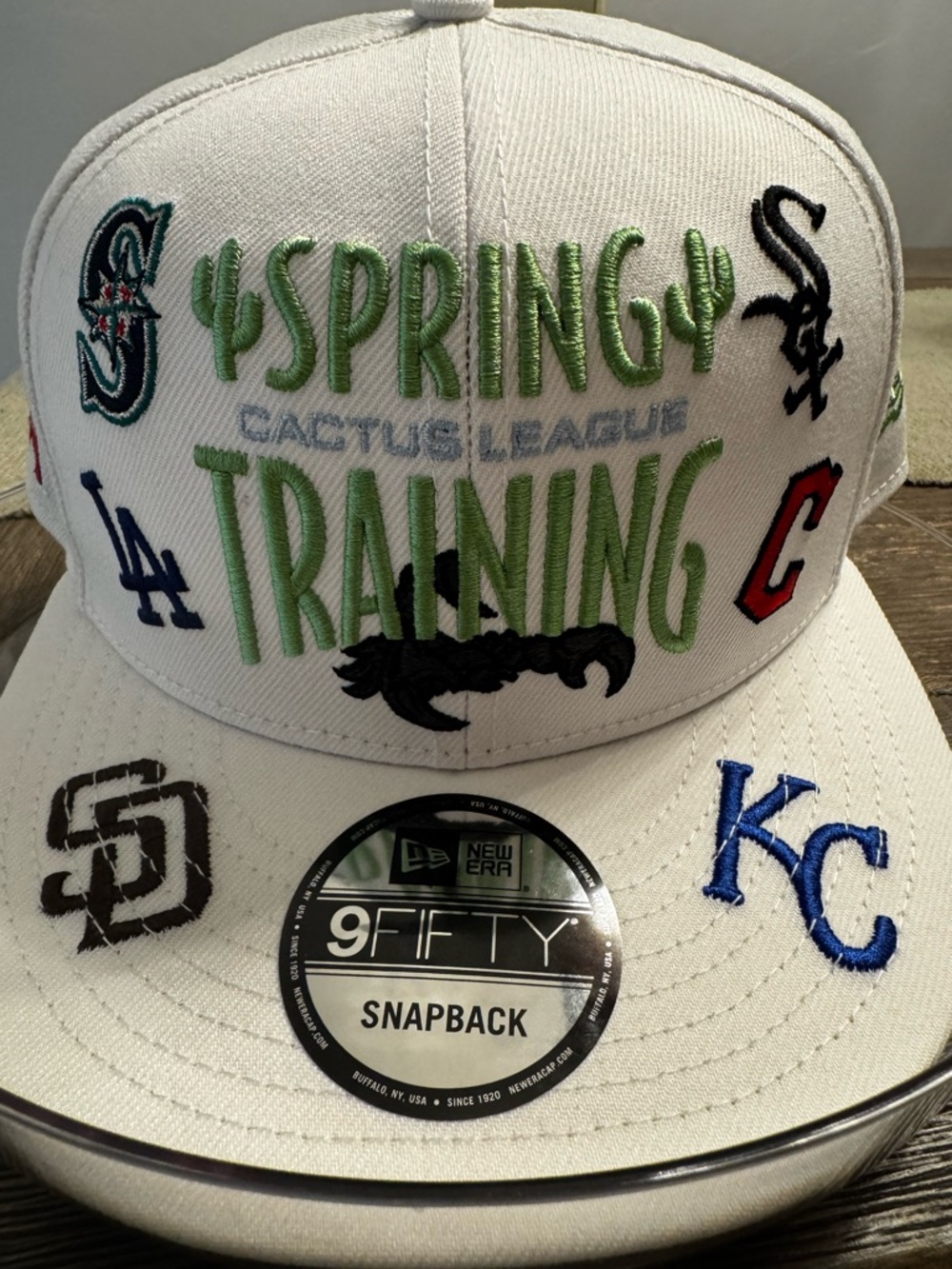 New Era White & Green 'Spring Training' Cactus League Embroidered Snapback